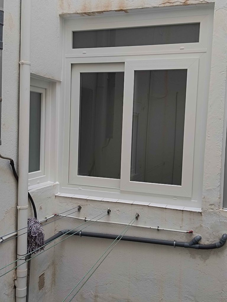 Ventanas PVC altas prestaciones Corsam Cerramientos Viator Almería aislamiento